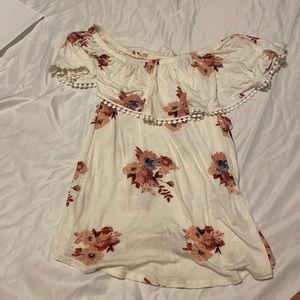 off the shoulder shirt with pink flowers, size M, free kisses brand